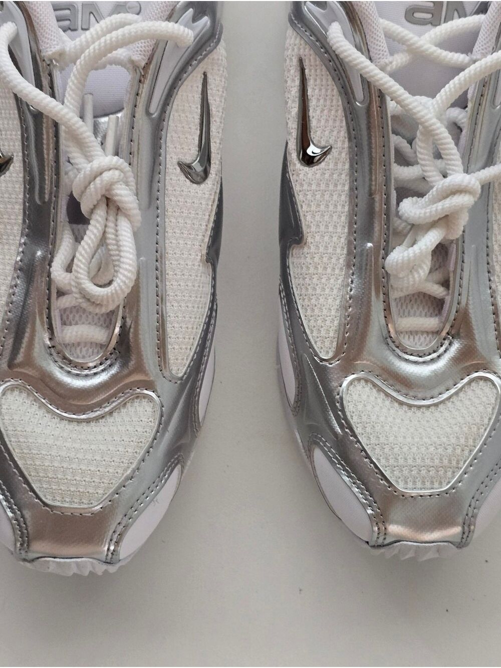 Nike Air Max Muse Metallic Silver Pure Platinum Sneakers Women’s Size 7 NWOT - Picture 8 of 16